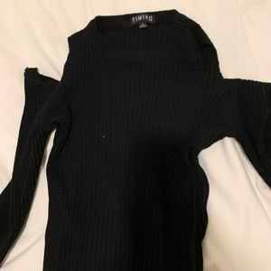 Exposed sweater shirt